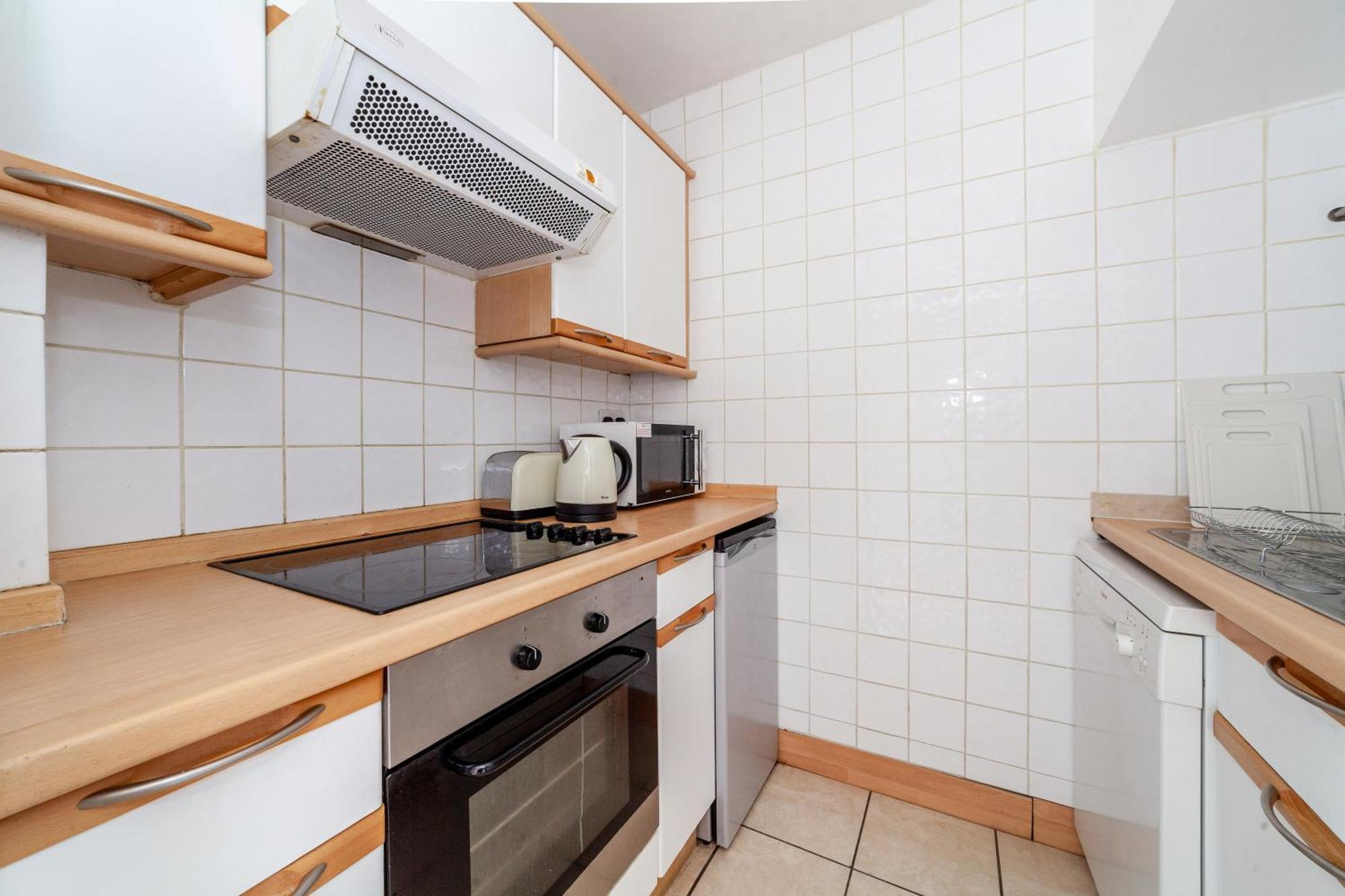 Apartament Shiny 1Br Flat In Fitzrovia, 2 Min To Tube Londyn Zewnętrze zdjęcie